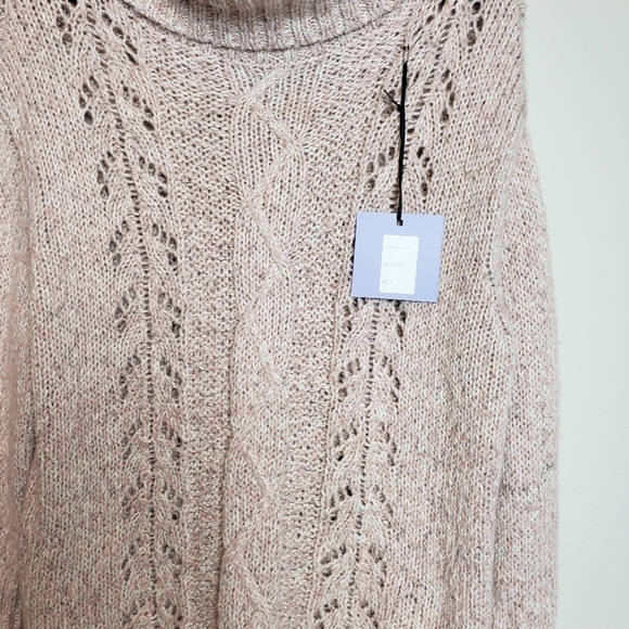 NWT Michelle Nicole Cable Knit Oversized sweater - Picture 6 of 13